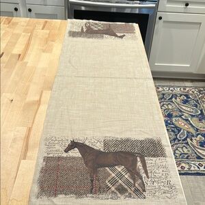 Rustic Horse Design Table Runner